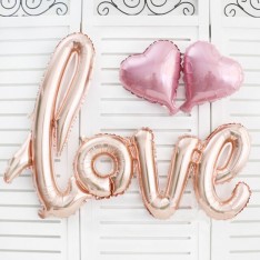 LOVE foil balloon 106x71cm